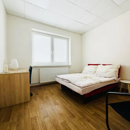 Apartman Srdce Mesta 2 - Smart Pod Lipou V Centre Stará Turá